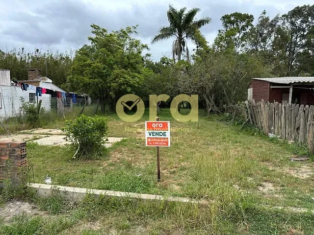 Terreno com 325m², à venda, no bairro Areal em Pelotas