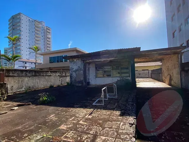 Terreno com 343m², à venda, no bairro Jardim Imperador em Praia Grande