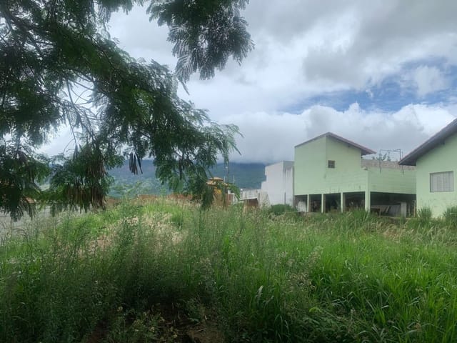 Terreno com 500m², à venda, no bairro Godoy em Extrema