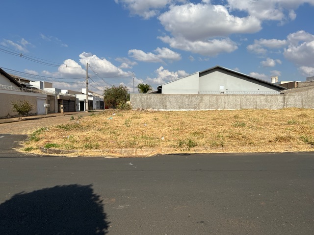 Foto do Terreno - 🏡 Terreno de Esquina com 477m² à Venda no Jardim Europa III | Yes Gestão Imobiliária