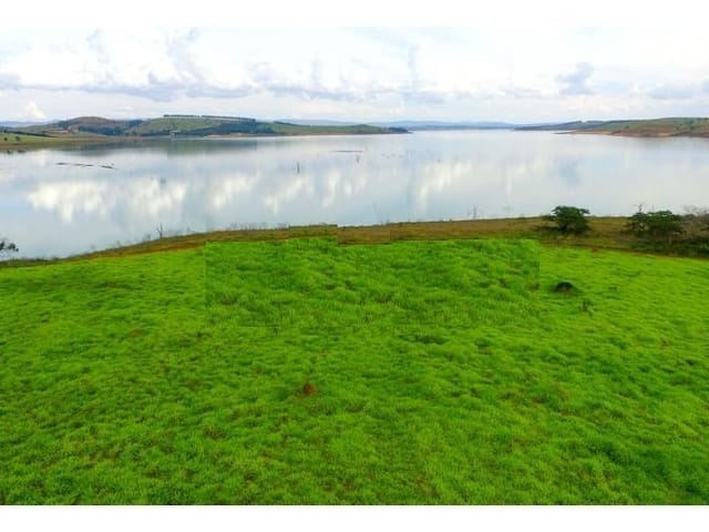 Terreno com 1273m², à venda, no bairro Guape em Guapé