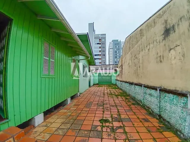 Terreno com 350m², à venda, no bairro São João em Itajaí