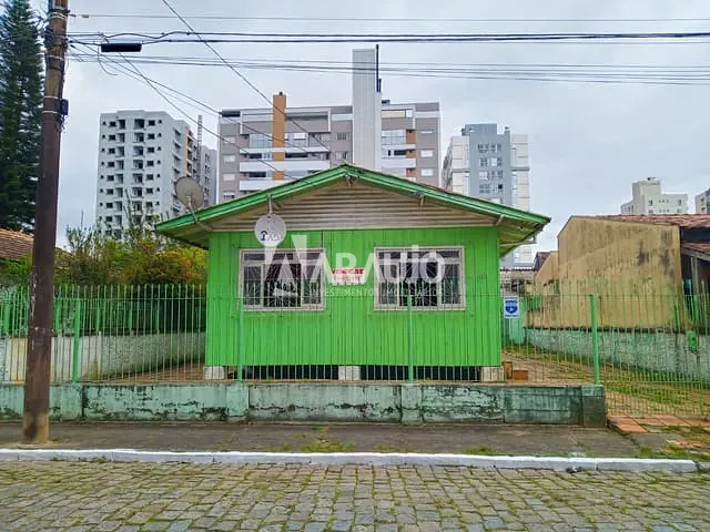 Terreno com 350m², à venda, no bairro São João em Itajaí
