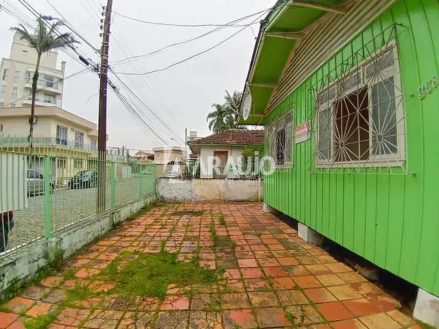 Terreno com 350m², à venda, no bairro São João em Itajaí