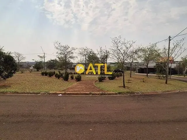 Terreno com 544m², à venda, no bairro Royal Park Prime em Ourinhos