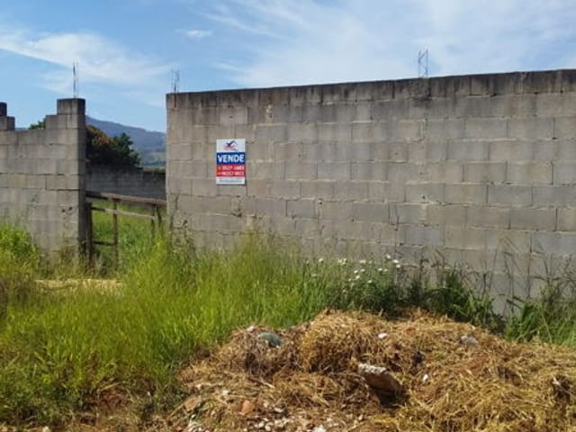 Terreno à venda, no bairro Campinas em Pindamonhangaba