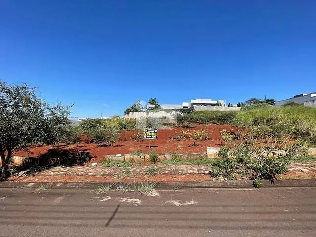 Terreno com 548m², à venda, no bairro JARDIM VALE VERDE em Rolândia