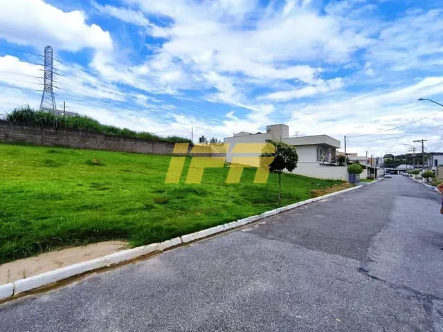Terreno com 275m², à venda, no bairro Jardim Independência em Taubaté