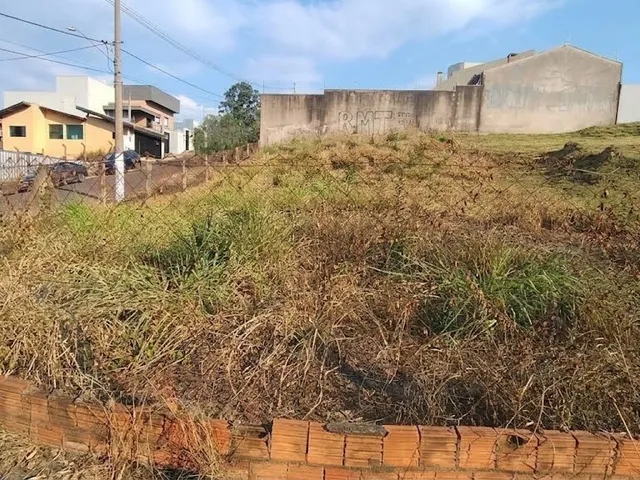 Terreno com 428m², à venda, no bairro Jardim Dona Judith em Americana
