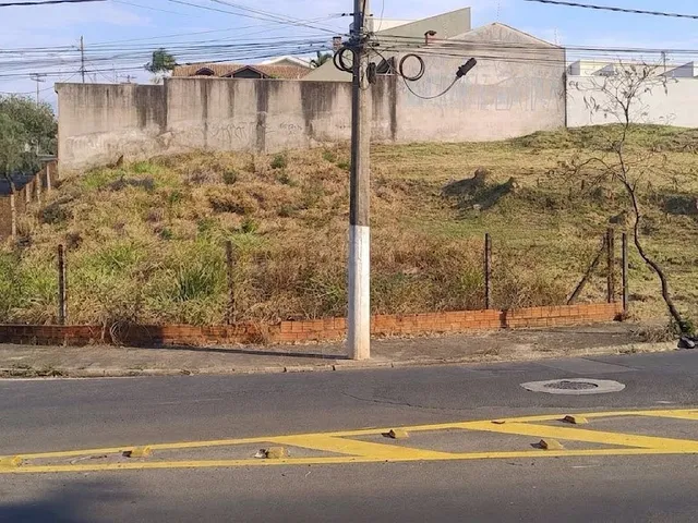 Terreno com 428m², à venda, no bairro Jardim Dona Judith em Americana
