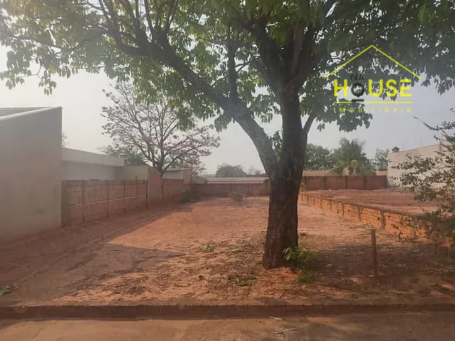Terreno com 300m², à venda, no bairro Jardim Marim em Votuporanga