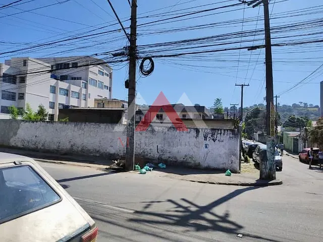 Terreno com 900m², à venda, no bairro Rocha em São Gonçalo
