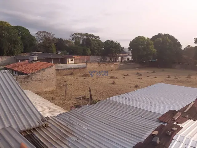 Terreno com 2200m², à venda, no bairro Parque São Luís em Taubaté