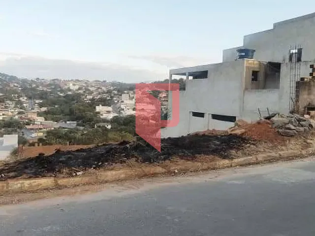 Terreno com 360m², à venda, no bairro Belo Vale em São José da Lapa