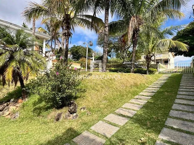 Terreno com 530m², à venda, no bairro Condomínio Residencial Santa Helena em Bragança Paulista