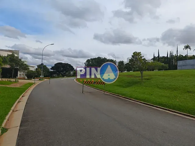 Terreno com 587m², à venda, no bairro Fazenda Gameleira em Goiânia