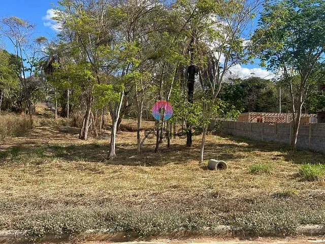 Terreno com 1000m², à venda, no bairro Versailles Vile de France em Lagoa Santa