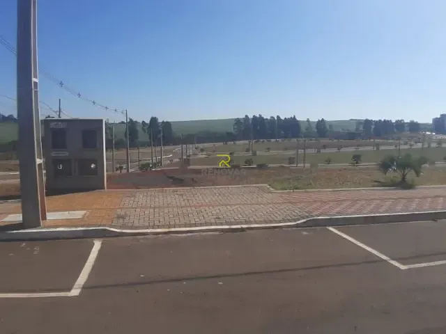 Terreno com 637m², à venda, no bairro Industrial em Guarapuava