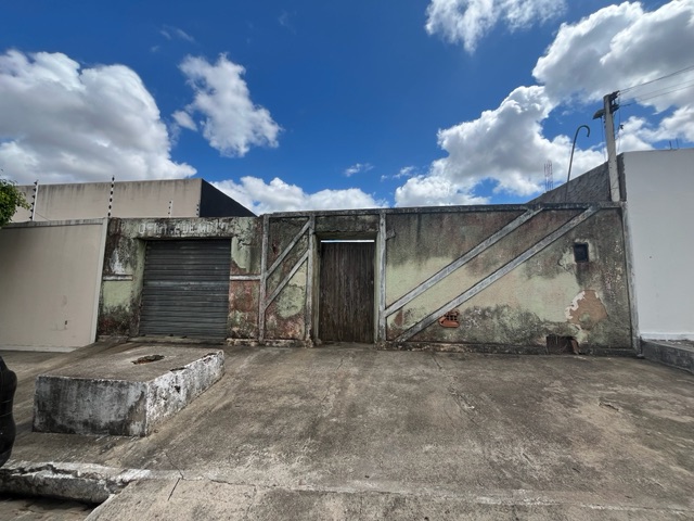Terreno com 243m², à venda, no bairro Primavera em Arapiraca