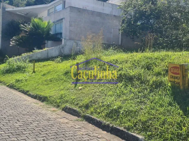 Terreno com 480m², à venda, no bairro Matadouro em Barra do Piraí