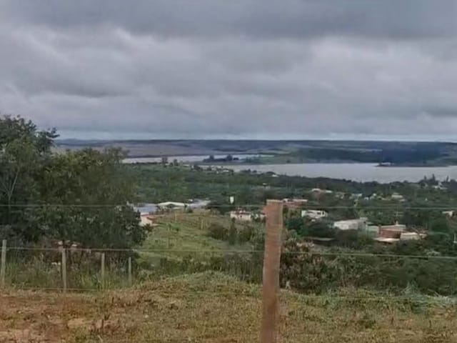 Terreno com 1500m², à venda, no bairro . em Abadiânia