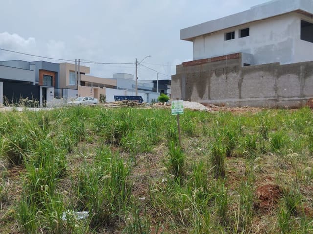 Terreno com 433m², à venda, no bairro Jardim Alvorada em São João da Boa Vista