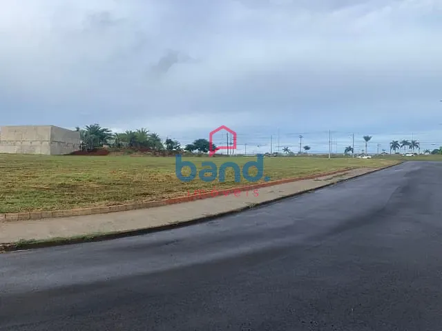 Terreno com 911m², à venda, no bairro Palmital em Porto Feliz