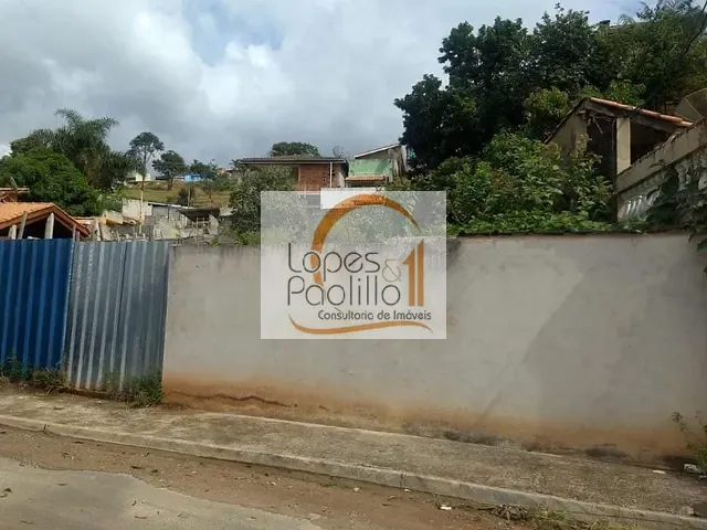 Terreno com 386m², à venda, no bairro Jardim Imperial em Atibaia