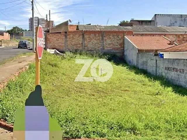 Terreno com 363m², à venda, no bairro Jardim Jandira em Bauru