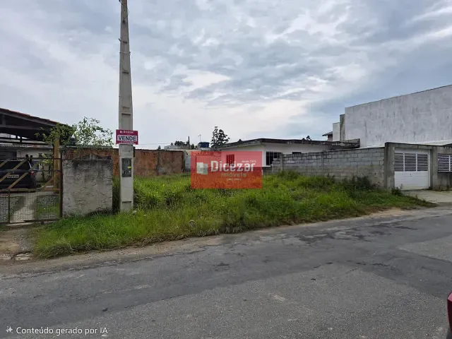 Terreno com 300m², à venda, no bairro Centro em Penha