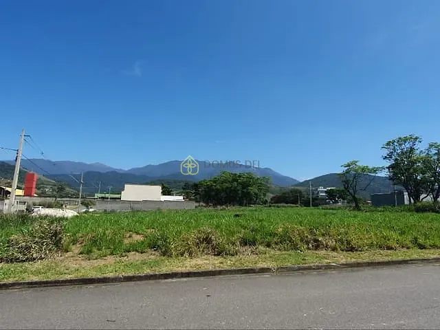 Terreno com 250m², à venda, no bairro Portal do Parque em Itatiaia