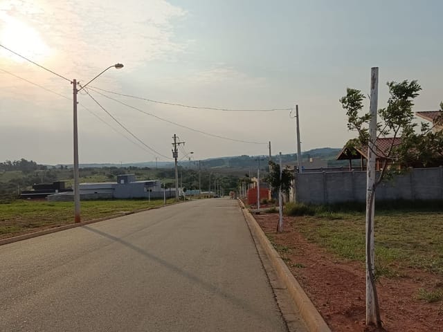 Terreno com 250m², à venda, no bairro Jardim São Lucas em SALTO DE PIRAPORA