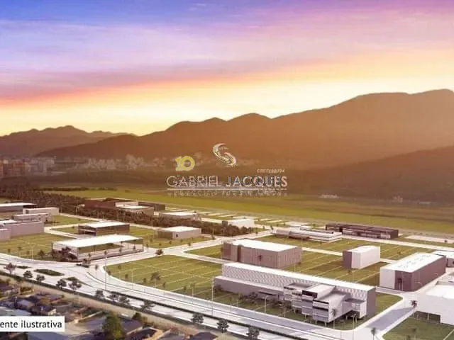 Terreno com 889m², à venda, no bairro Sertão do Maruim em São José