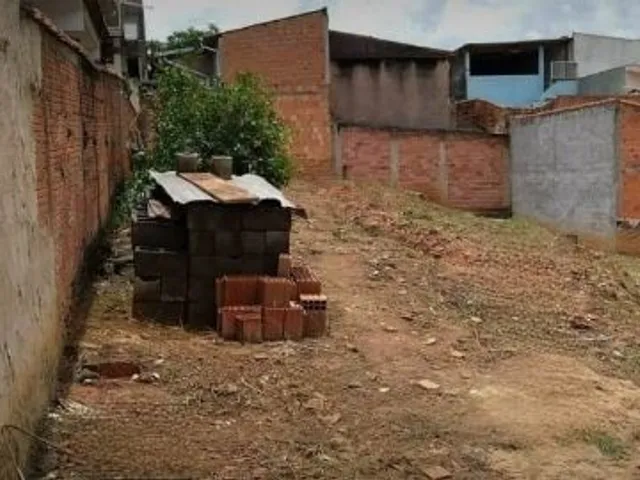 Terreno com 360m², à venda, no bairro Santa Cruz em Americana