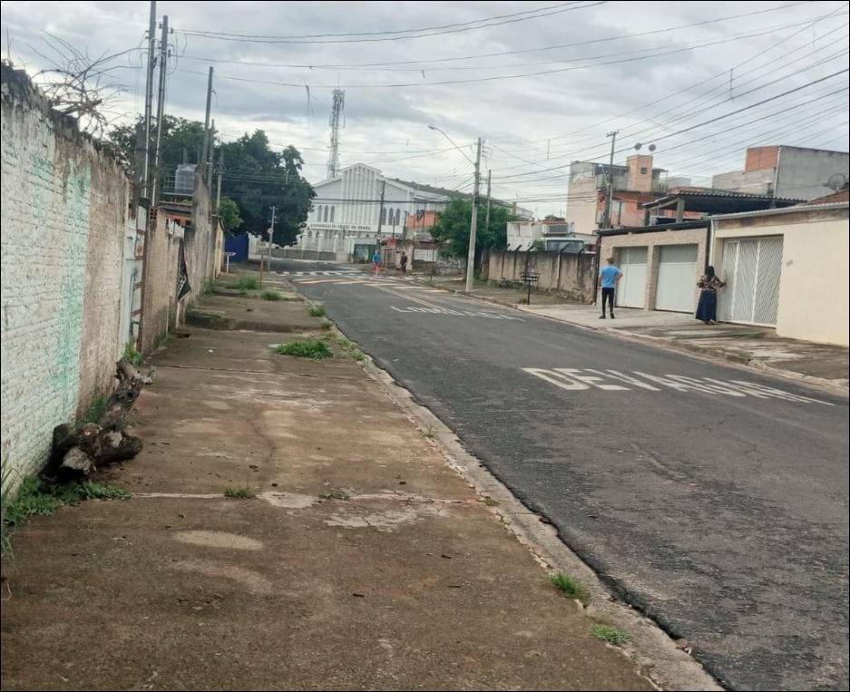 Terreno, 300 m² - Foto 2