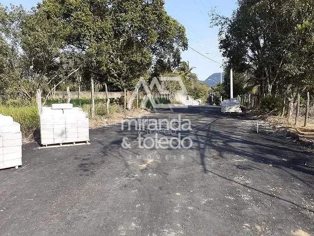 Terreno com 9600m², à venda, no bairro São José em Guarapari