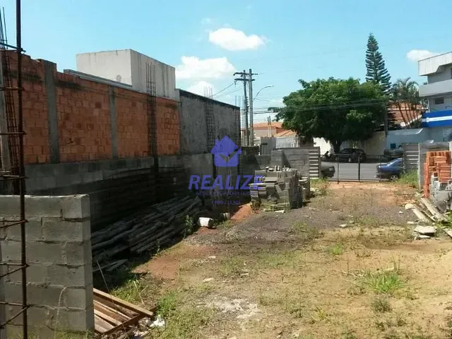 Terreno com 297m², à venda, no bairro Vila dos Lavradores em Botucatu