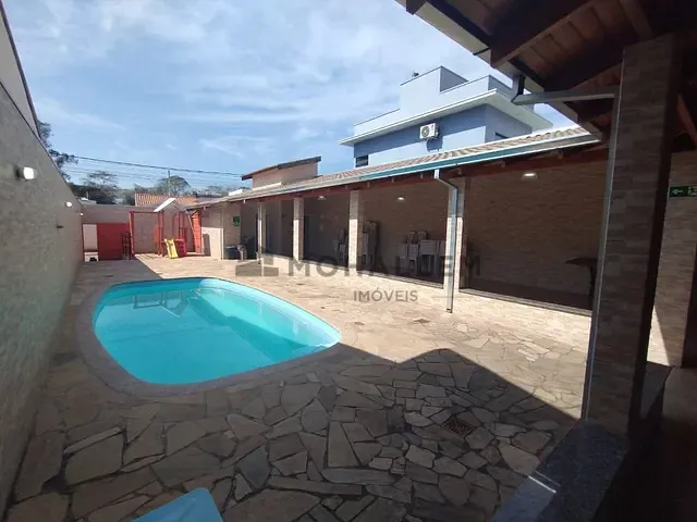 Terreno com 250m², à venda, no bairro Centro em Piranguinho