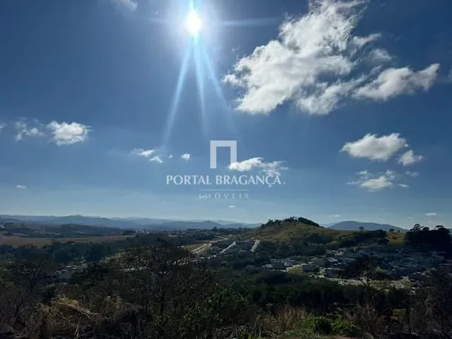 Terreno com 146m², à venda, no bairro Villa Verde em Bragança Paulista