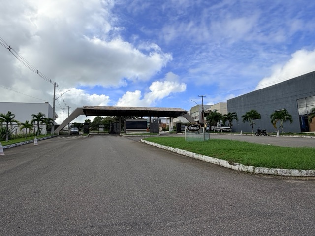 Terreno com 360m², à venda, no bairro Canafístula em Arapiraca