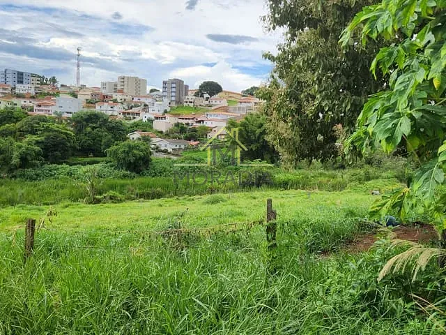 Terreno com 1856m², à venda, no bairro Morada do Sol em Guaxupé