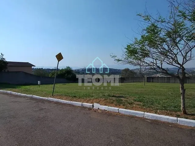 Terreno com 1972m², à venda, no bairro Chácara São Félix em Taubaté