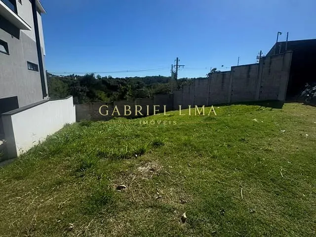 Terreno com 379m², à venda, no bairro Loteamento Brisas do Lago em Jundiaí