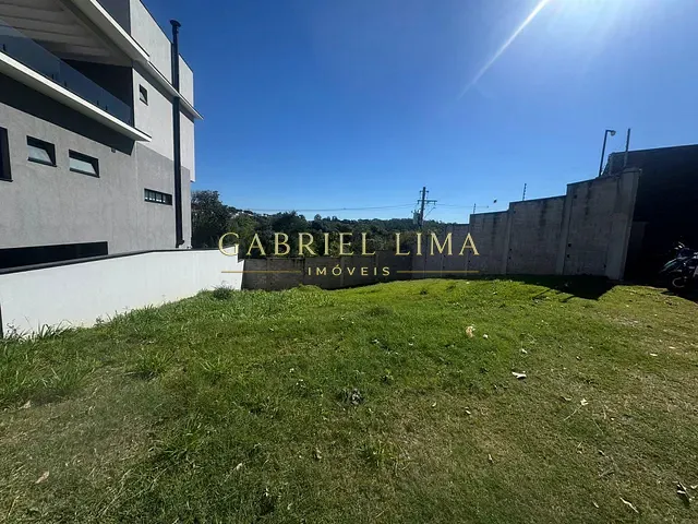 Terreno com 379m², à venda, no bairro Loteamento Brisas do Lago em Jundiaí