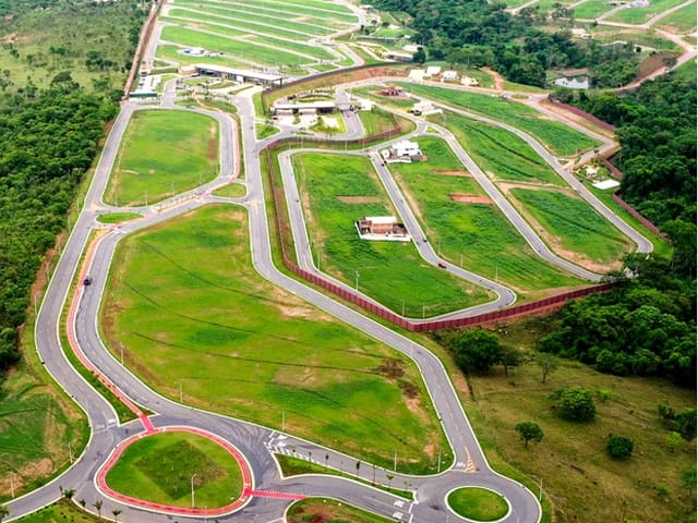 Terreno com 420m², à venda, no bairro Jardins Porto em Senador Canedo