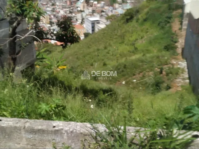 Terreno com 560m², à venda, no bairro Santa Ângela em Poços de Caldas