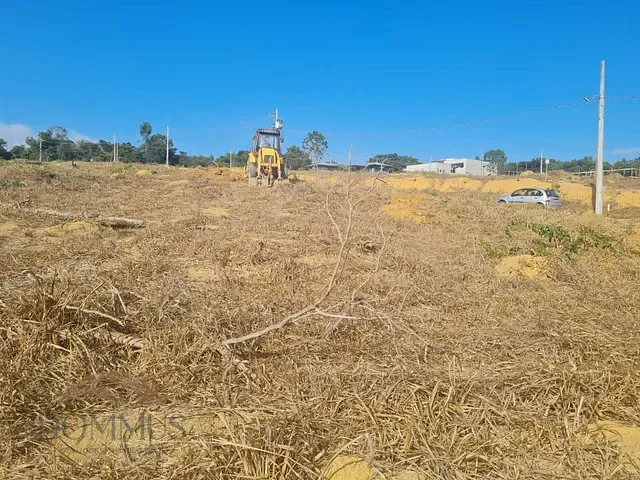Terreno com 720m², à venda, no bairro Gran Royalle em Santana do Paraíso