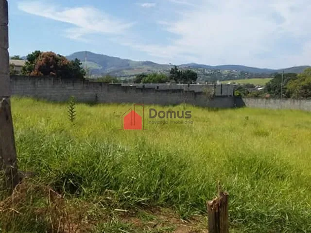 Terreno à venda, no bairro Campinas em Pindamonhangaba