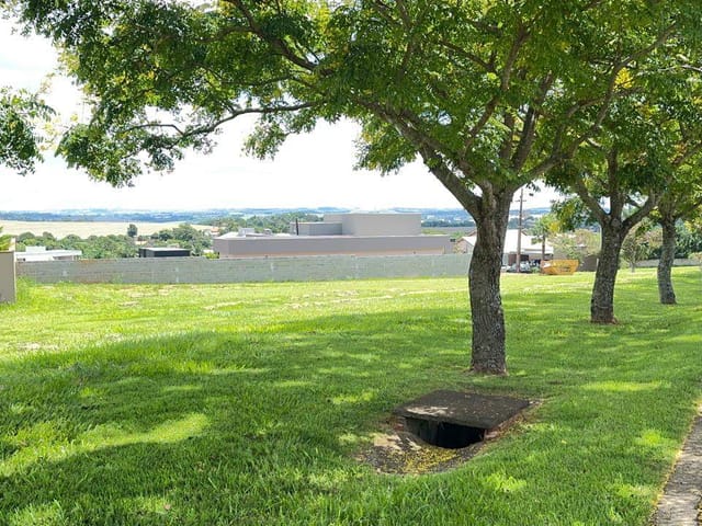 Terreno com 1615m², à venda, no bairro Loteamento Terras de Canaã em Cambé