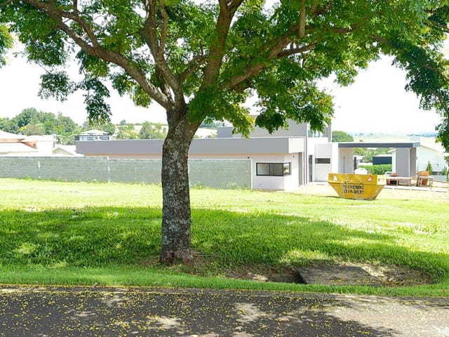 Terreno com 1615m², à venda, no bairro Loteamento Terras de Canaã em Cambé